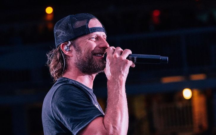 Dierks Bentley Brings Daughter Evie on Stage to Sing 'Different for Girls'